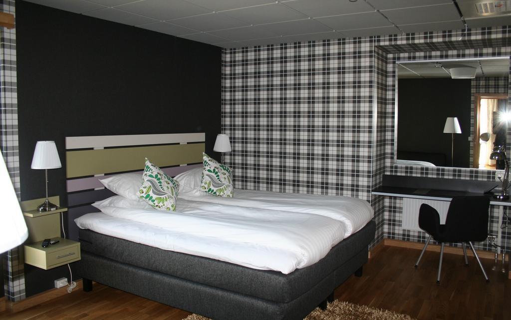 Home Hotel Bristol Arvika Pokoj fotografie