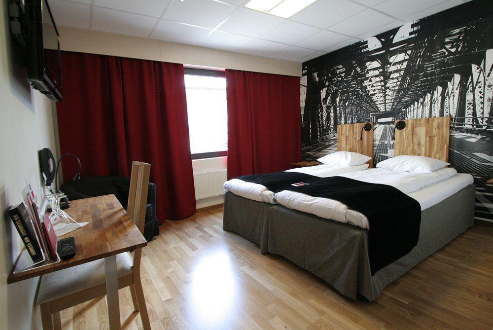 Home Hotel Bristol Arvika Pokoj fotografie
